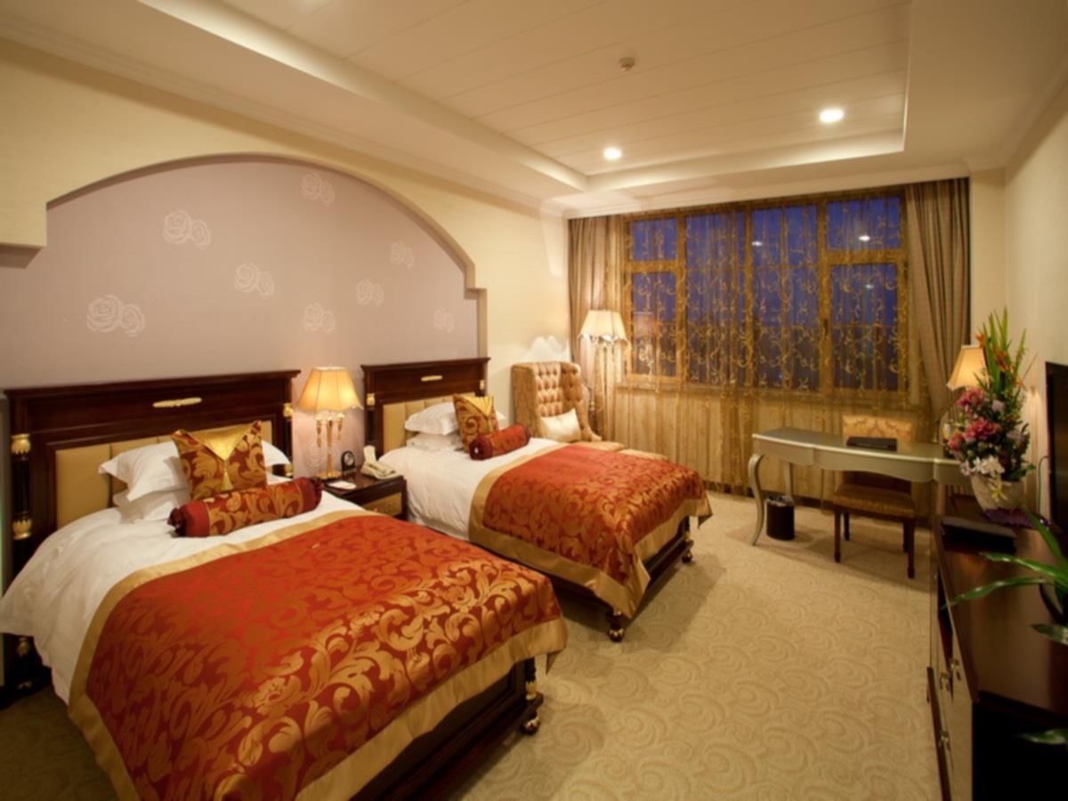 Q And X Hot Spring Resort Циндао Экстерьер фото