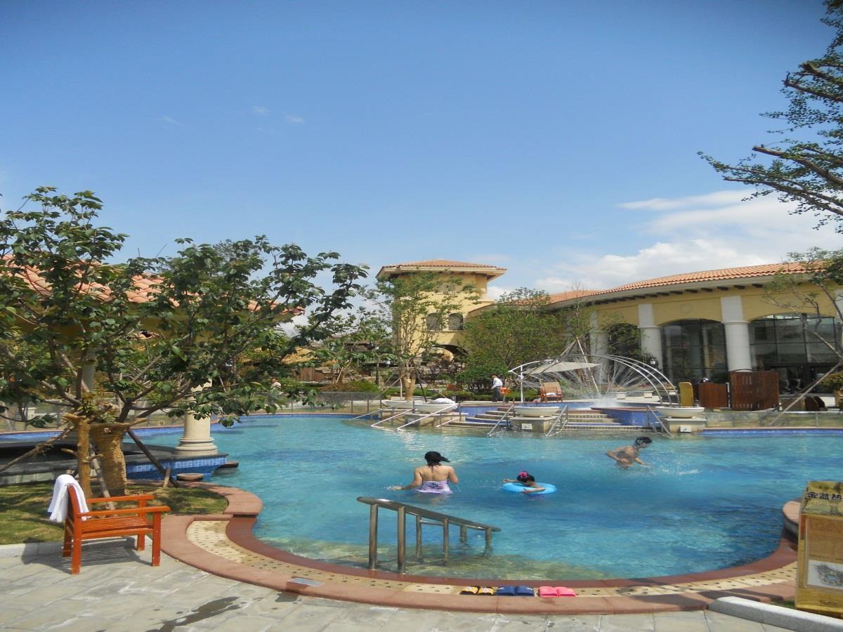Q And X Hot Spring Resort Циндао Экстерьер фото